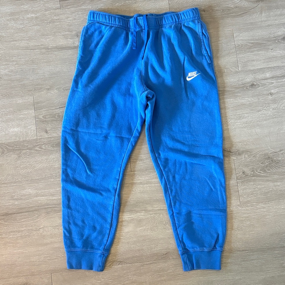 Nike Men’s Blue Sweatpants